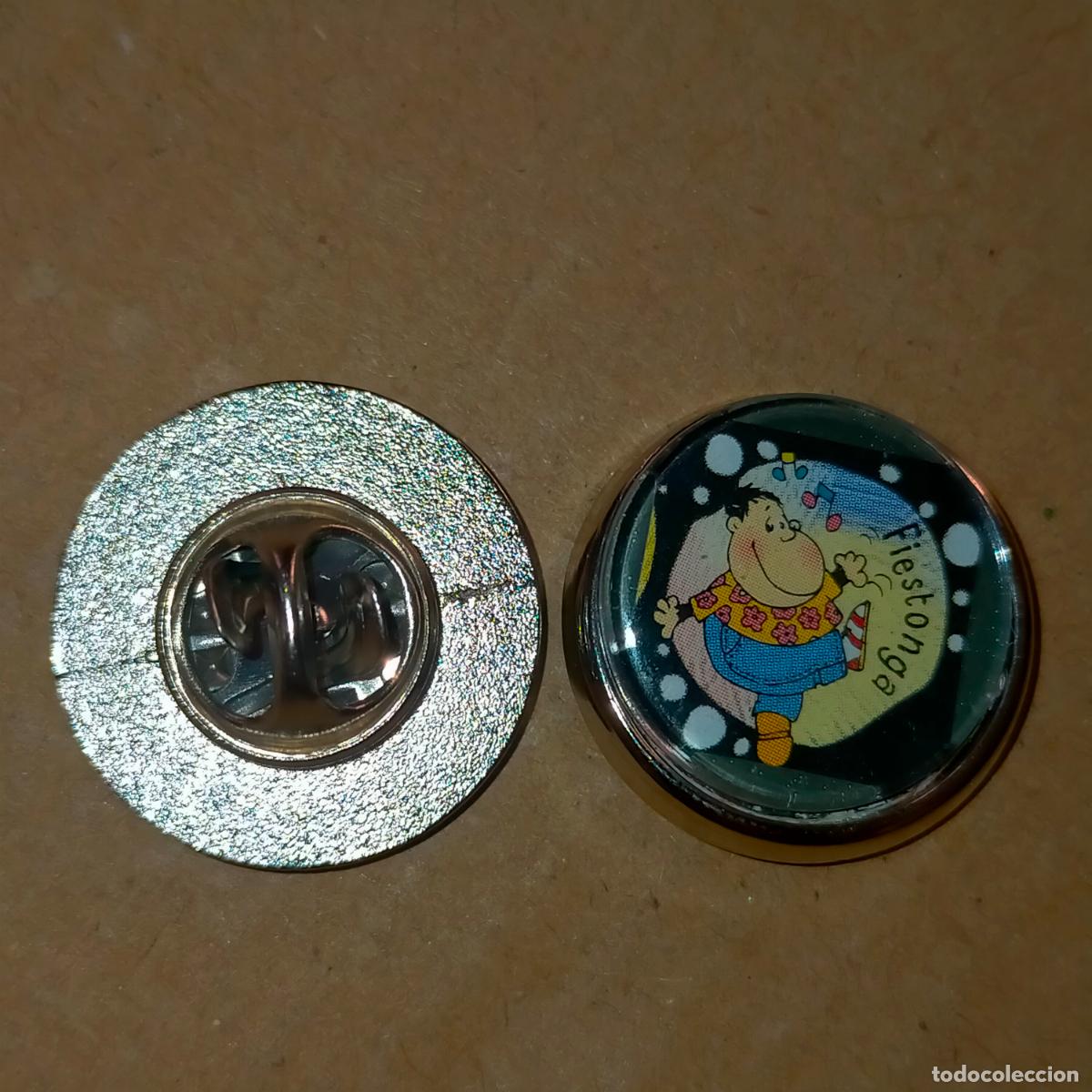 Pins de colecci&oacute;n: pin redondo metal - FRASES - FIESTONGA