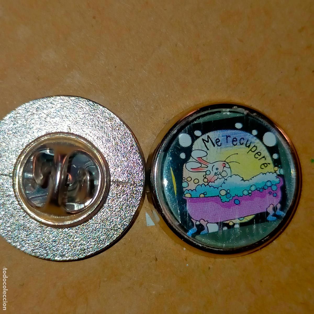 Pins e Spille di collezione: pin redondo metal - FRASES - HUMOR - CONEJO ME RECUP&Eacute;