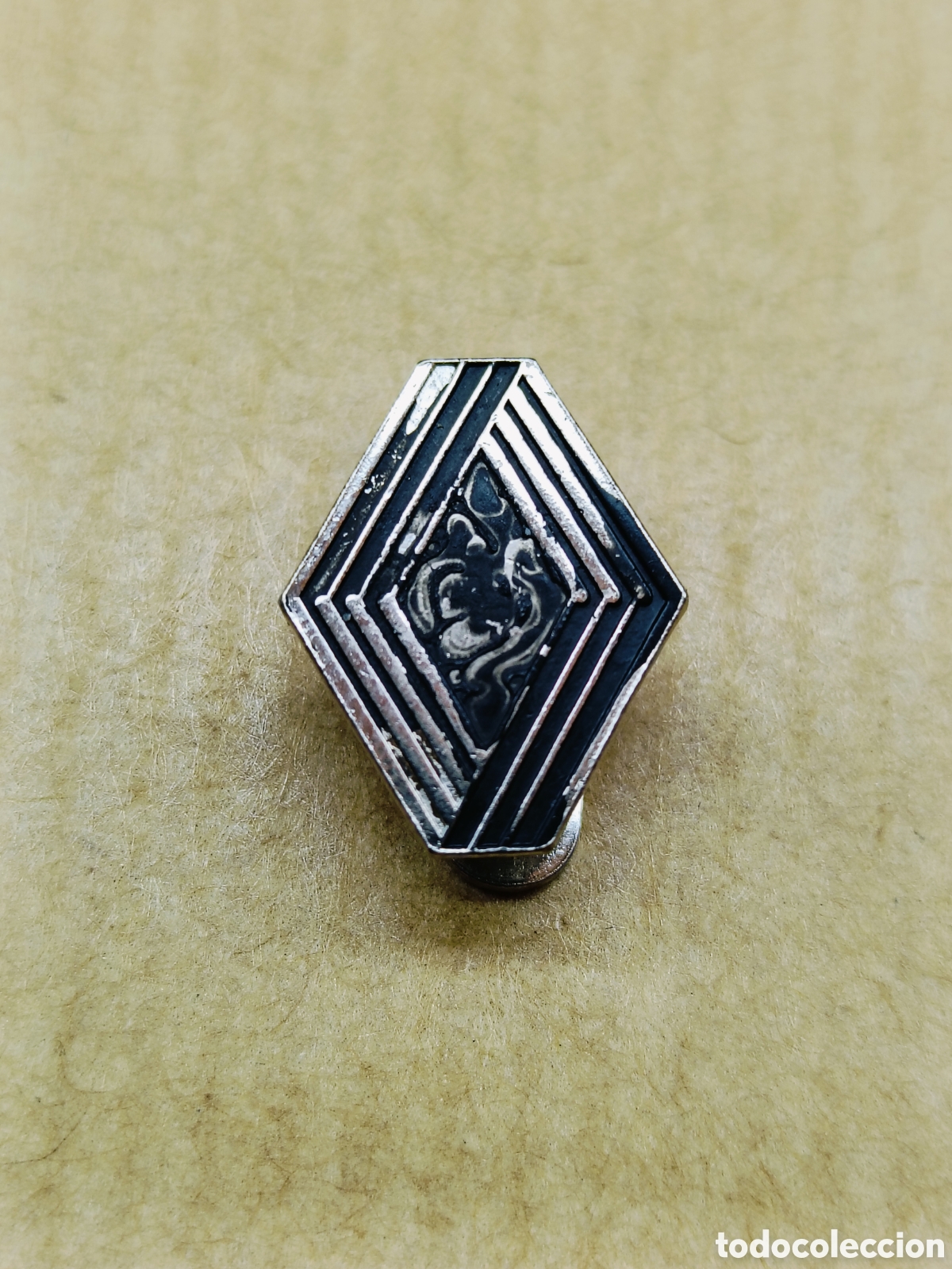 Pins de colecci&oacute;n: INSIGNIA DE OJAL ANTIGUO DE RENAULT