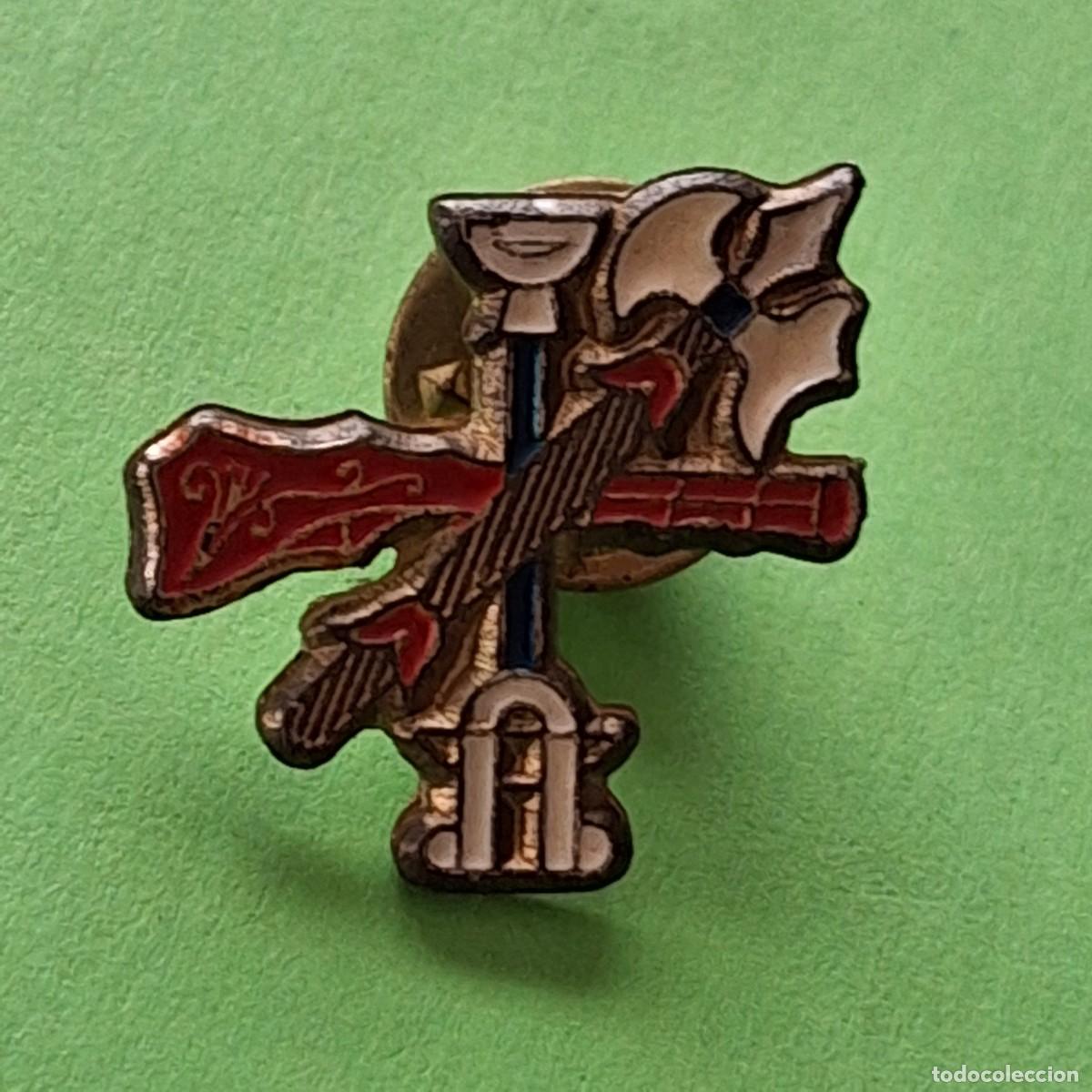 Pin's de collection: PIN - ESCUDO LEGION MILITAR - INSIGNIA - TEMATICA MILITAR MILITARIA POLICIA