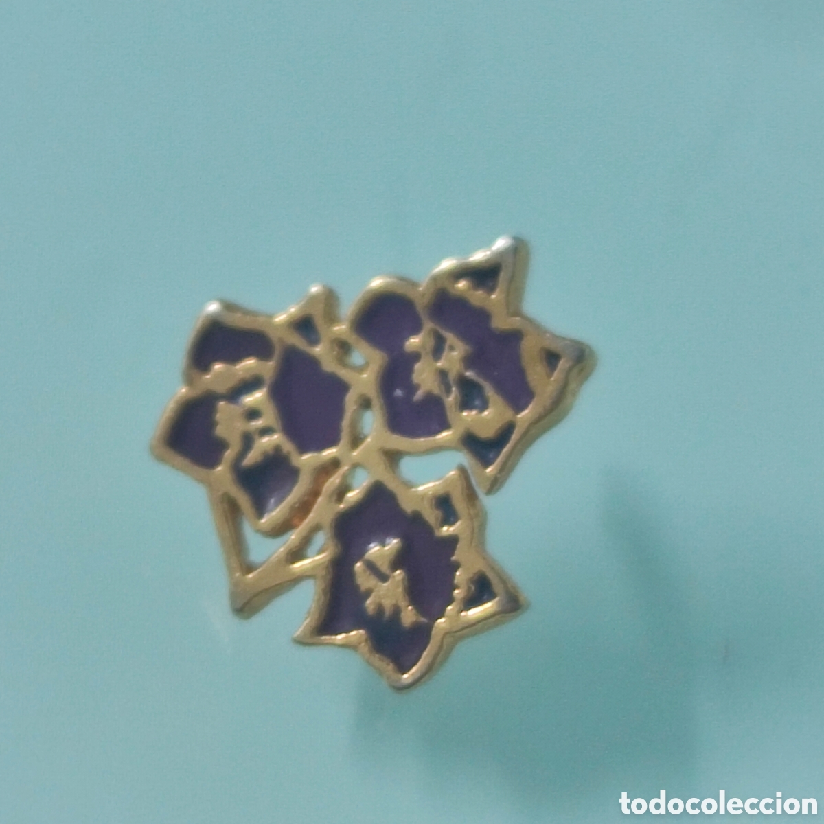 Pins de colecci&oacute;n: PIN ESMALTADO DE HOJAL. - Foto 1