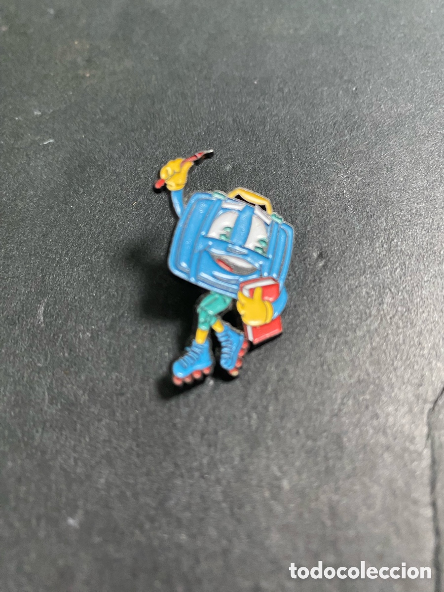 Pins de colecci&oacute;n: Pins chapa maleta escolar