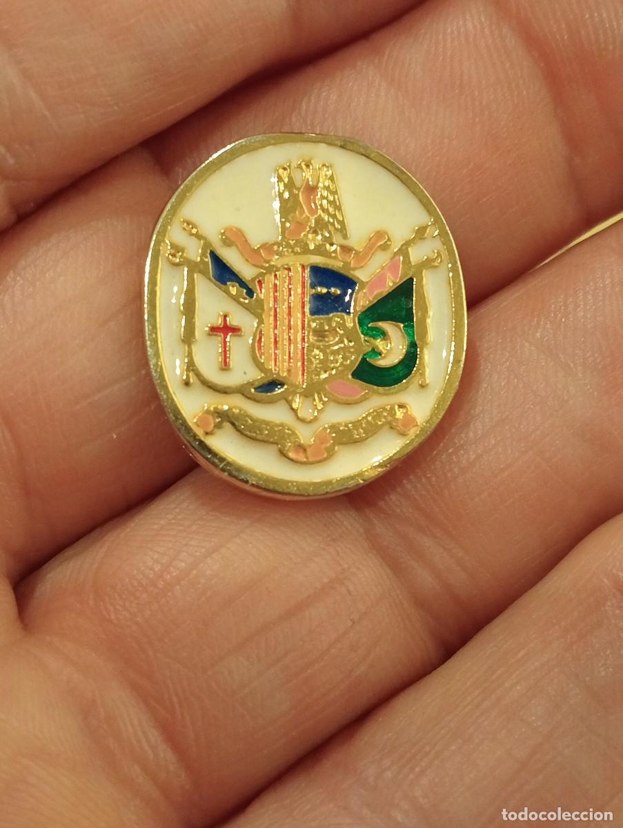 Pins de colecci&oacute;n: INSIGNIA ASOCIACI&Oacute;N MOROS Y CRISTIANOS ORIHUELA ALICANTE, ESCUDO PINS ALFILER