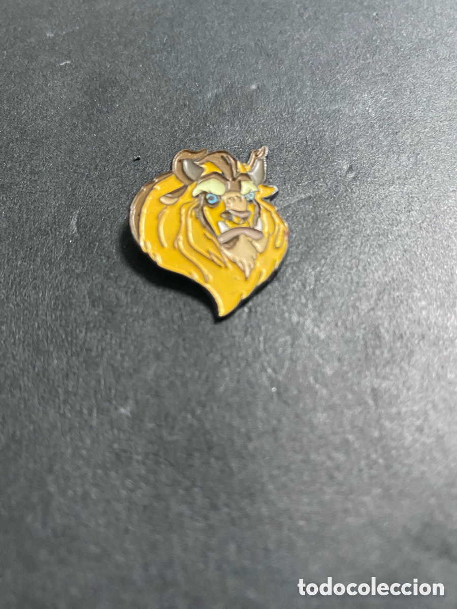 Pins de colecci&oacute;n: Pins chapa La bestia de bella