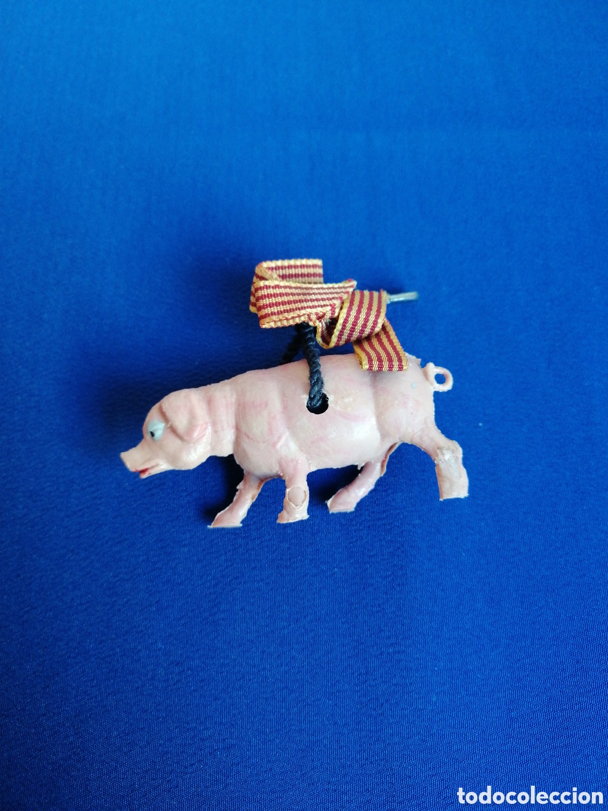 Sammlung von Pins: FALLA CENTRO ESPA&Ntilde;A (BURRIANA) CERDITO INSIGNIA DE IMPERDIBLE ANTIGUA
