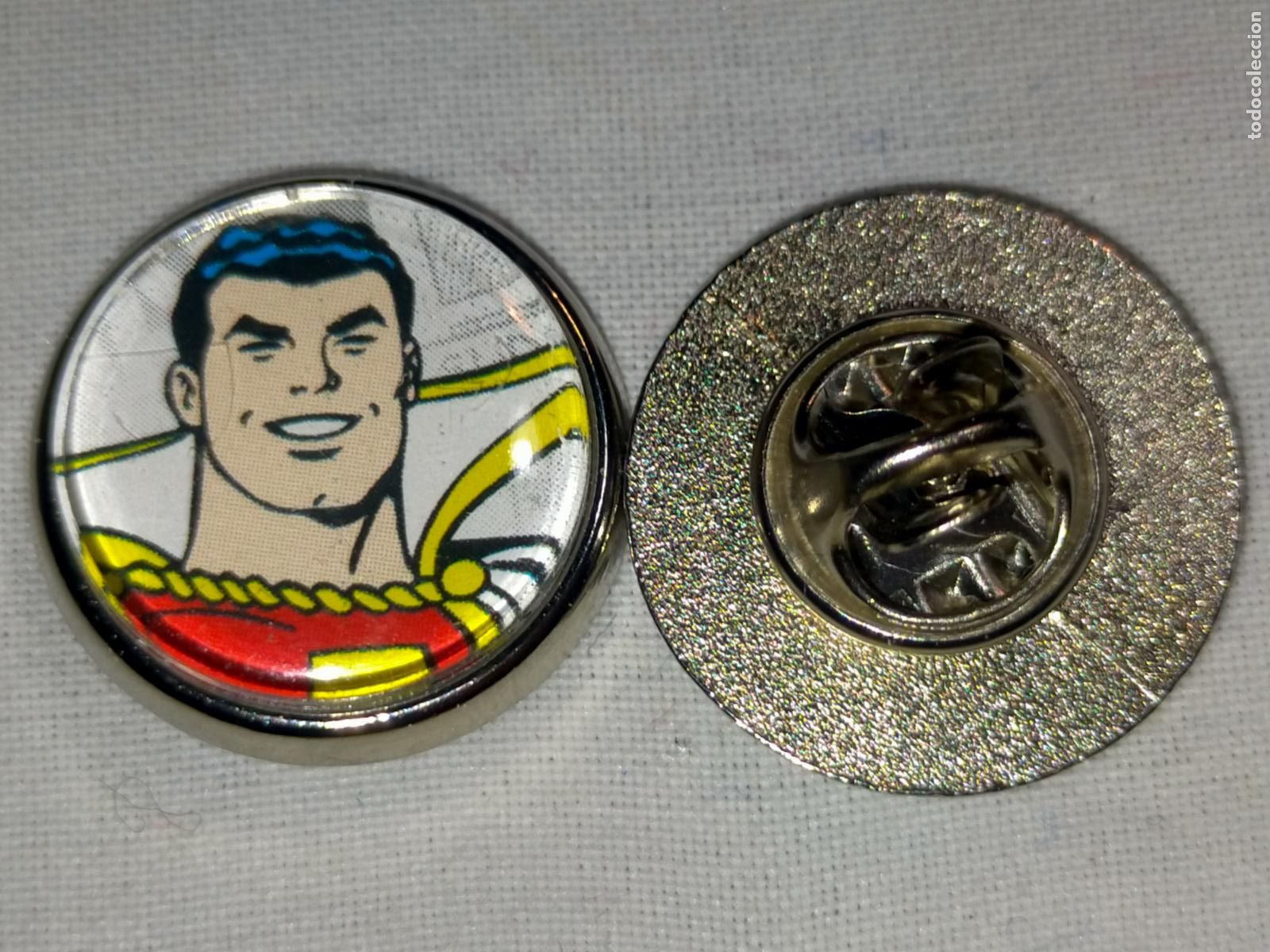 Pins de colecci&oacute;n: PIN REDONDO METAL - malos y buenos de SUPER HEROES SUPERHEROES COMIC personaje shazam