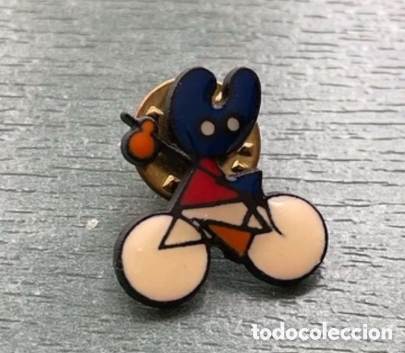 Pins de colecci&oacute;n: LOTE OCHO PINS VARIOS - Foto 5