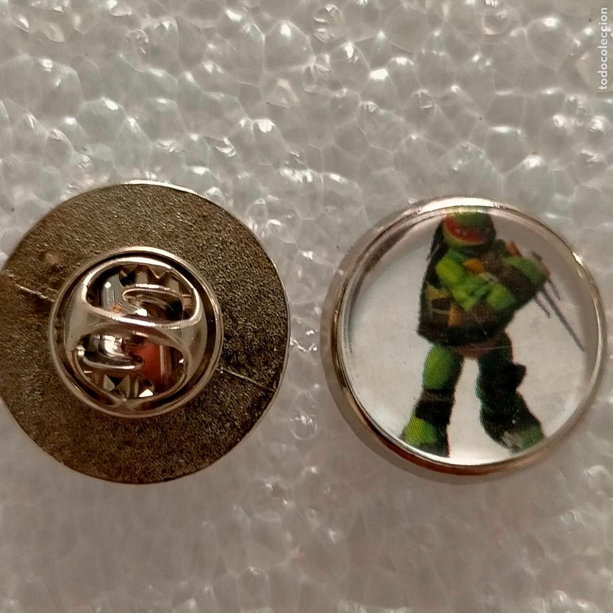 Pin's de collection: PIN REDONDO METAL - comic tebeos juegos juguetes tortugas ninja