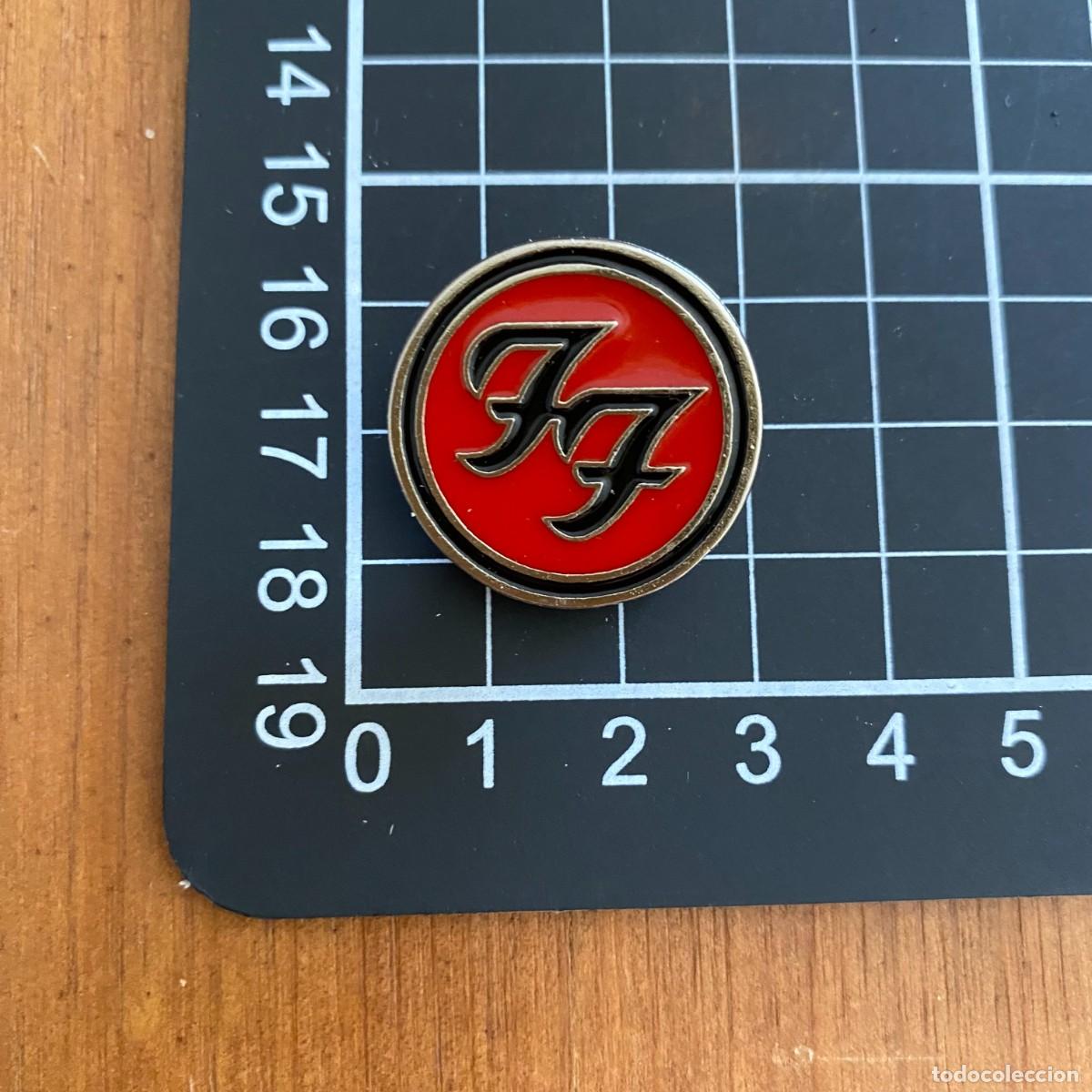 Pins de colecci&oacute;n: PIN METALICO ESMALTADO NUEVO Y SIN USO FOO FIGHTERS