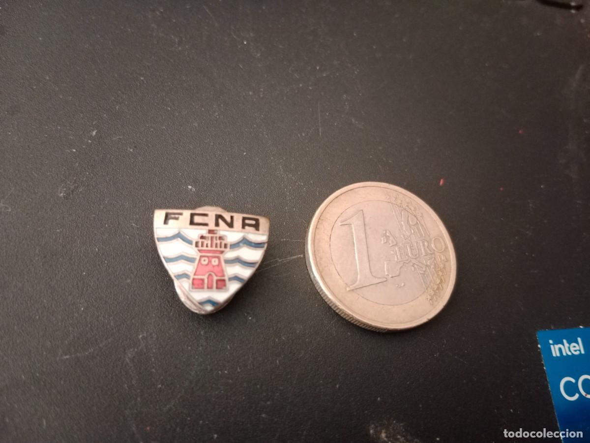 Pins de colecci&oacute;n: ANTIGUO PIN INSIGNIA DE OJAL - ESMALTADO - FCNA - FUNDACION CLUB NAUTICO DE ALICANTE