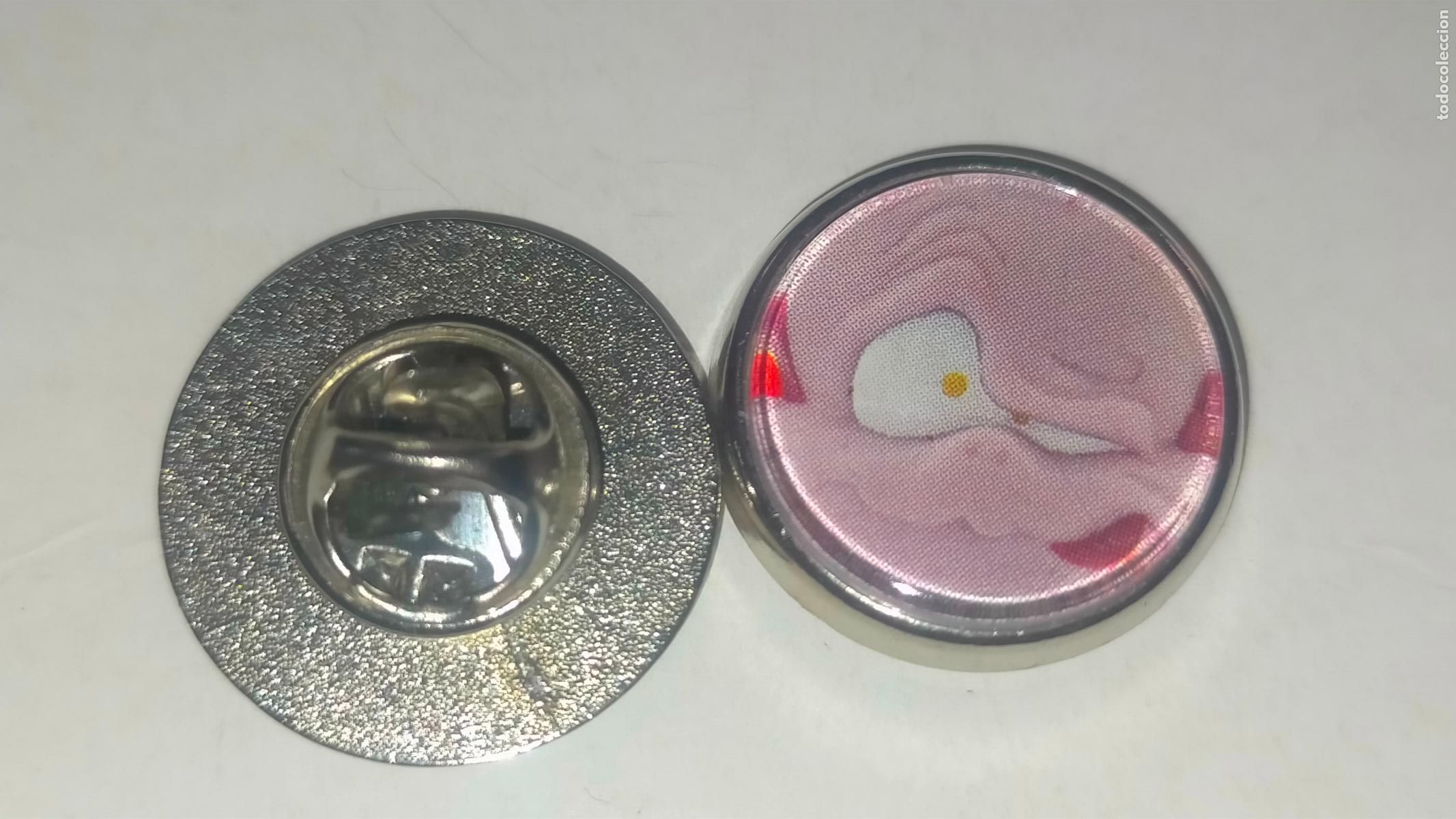 Pin's de collection: PIN REDONDO METAL - los pestuncios