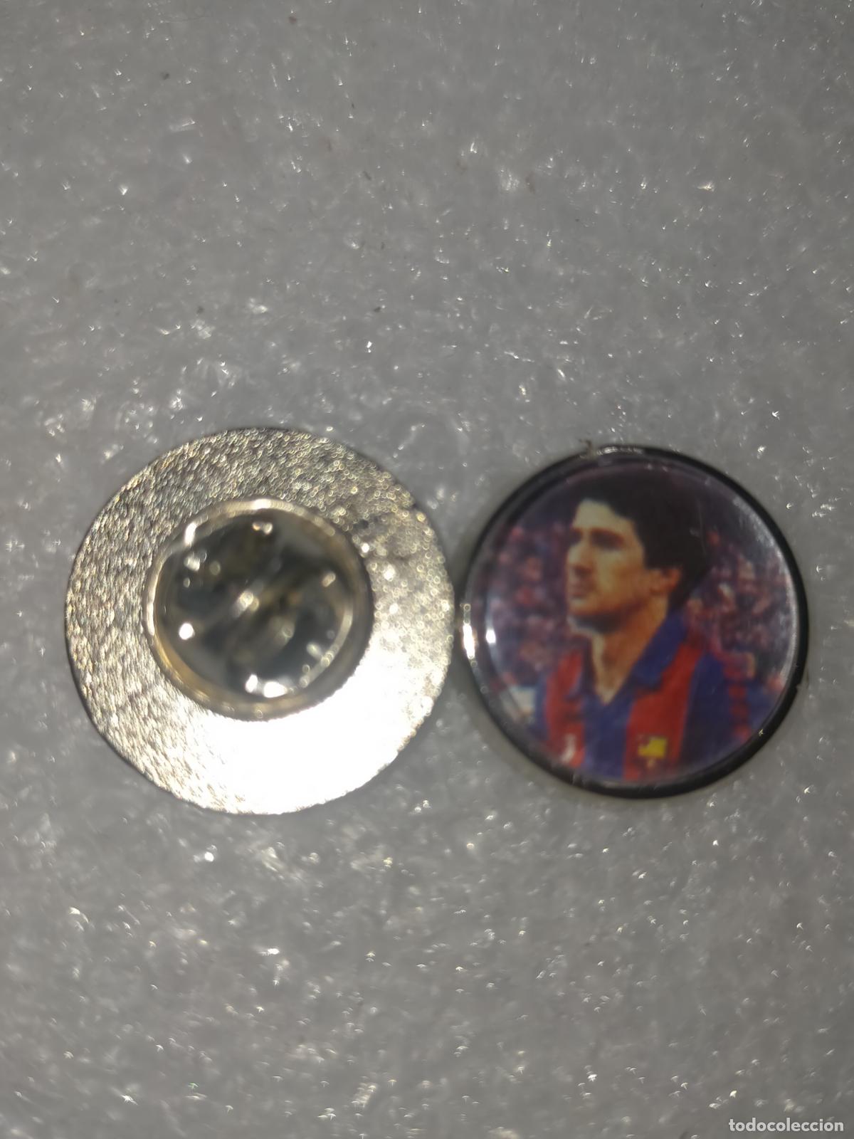 Pins e Spille di collezione: pin redondo metal - jugador f&uacute;tbol club Barcelona