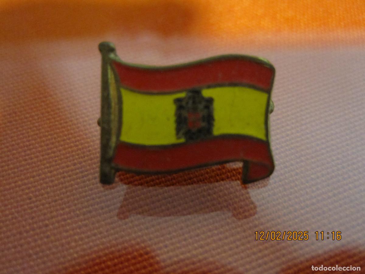 Pins de colecci&oacute;n: ANTIGUA INSIGNIA O PIN DE AGUJA DE LA BANDERA ESPANOLA ( CAN13)