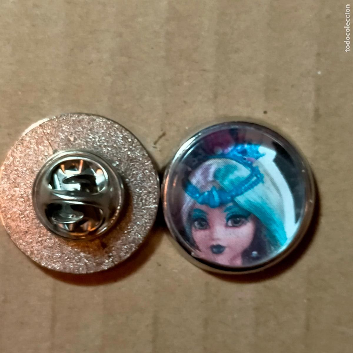 Pins e Spille di collezione: PIN REDONDO METAL - juguetes MU&Ntilde;ECAS MONSTER HIGH