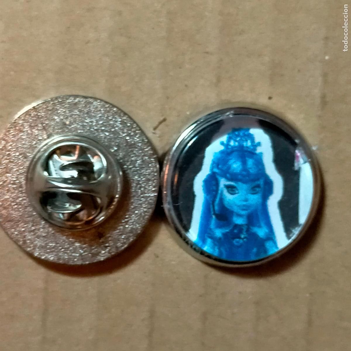 Pins de colecci&oacute;n: PIN REDONDO METAL - juguetes MU&Ntilde;ECAS MONSTER HIGH