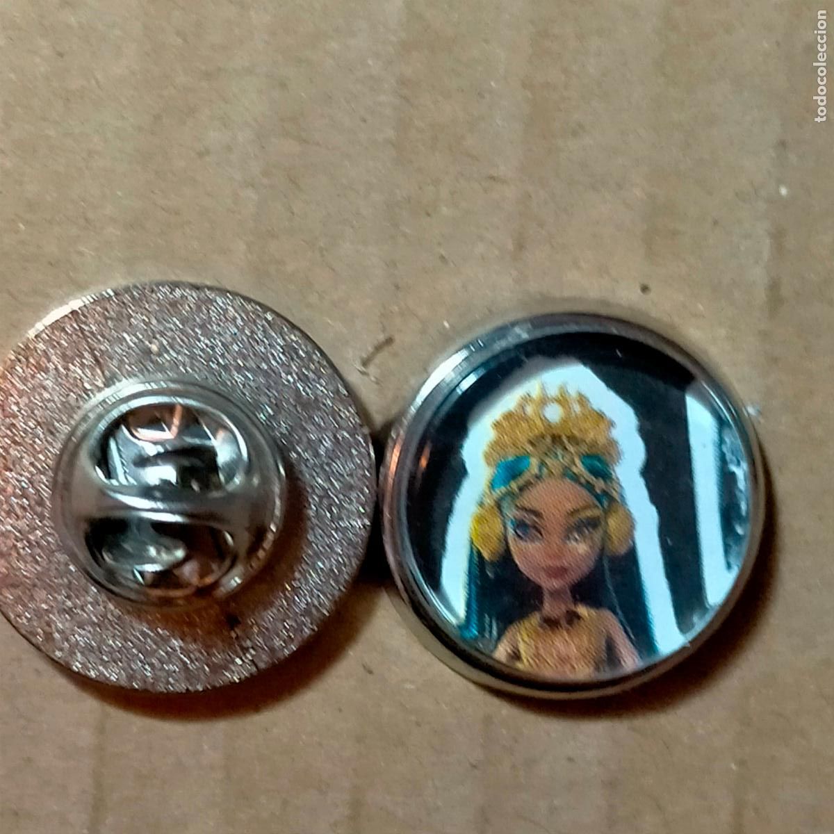 Pins de colecci&oacute;n: PIN REDONDO METAL - juguetes MU&Ntilde;ECAS MONSTER HIGH