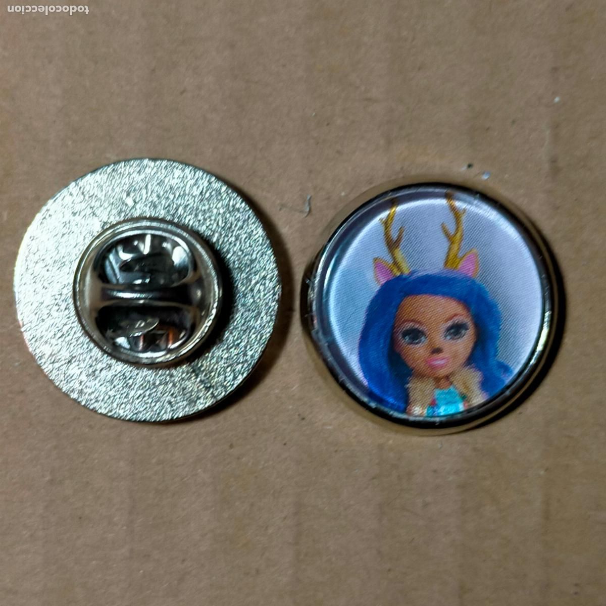 Pins e Spille di collezione: PIN REDONDO METAL - juguetes MU&Ntilde;ECAS enchantimals