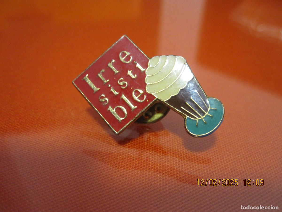 Pin's de collection: PIN INSIGNIA DE COLECCION 2/1