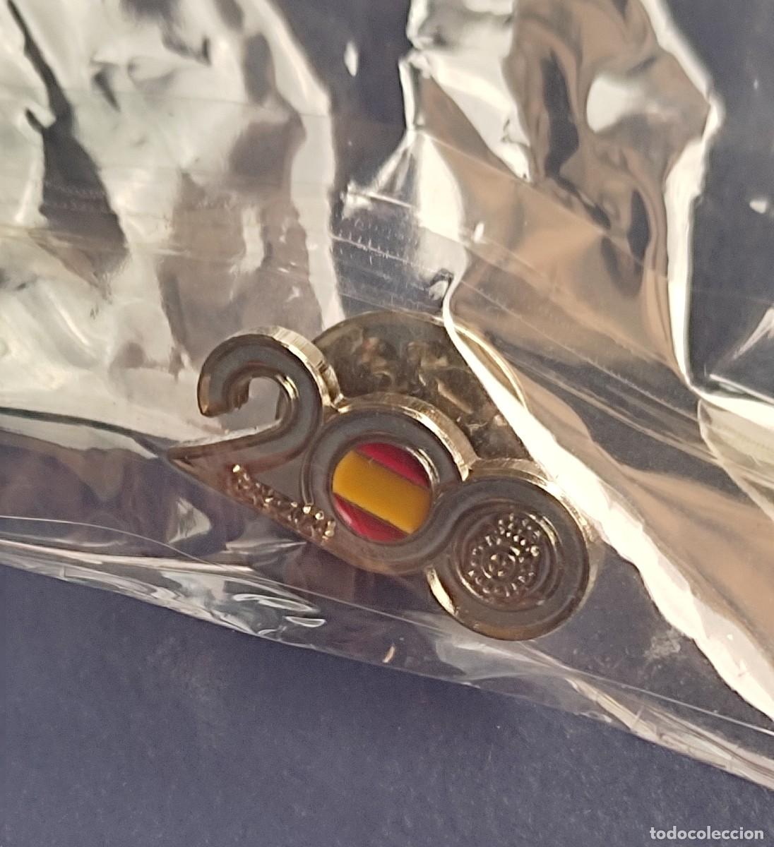 Pin's de collection: POLICIA NACIONAL - PIN CONMEMORATIVO 200 ANIVERSARIO 1824 2024