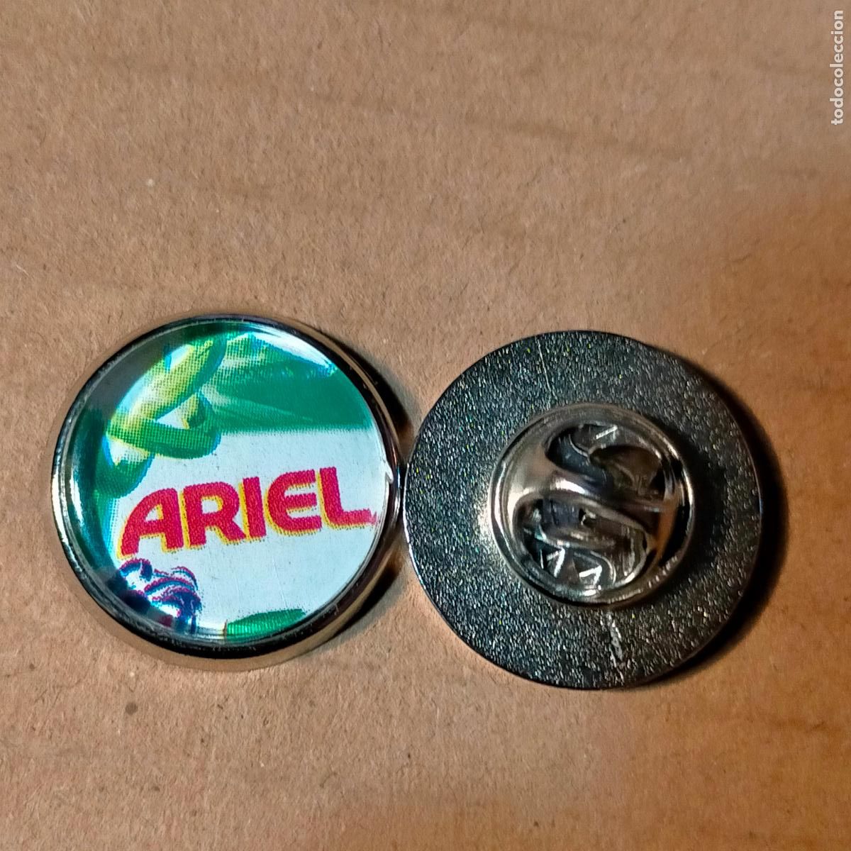 Pins de colecci&oacute;n: PIN REDONDO METAL - publicidad marca comercial detergente Ariel