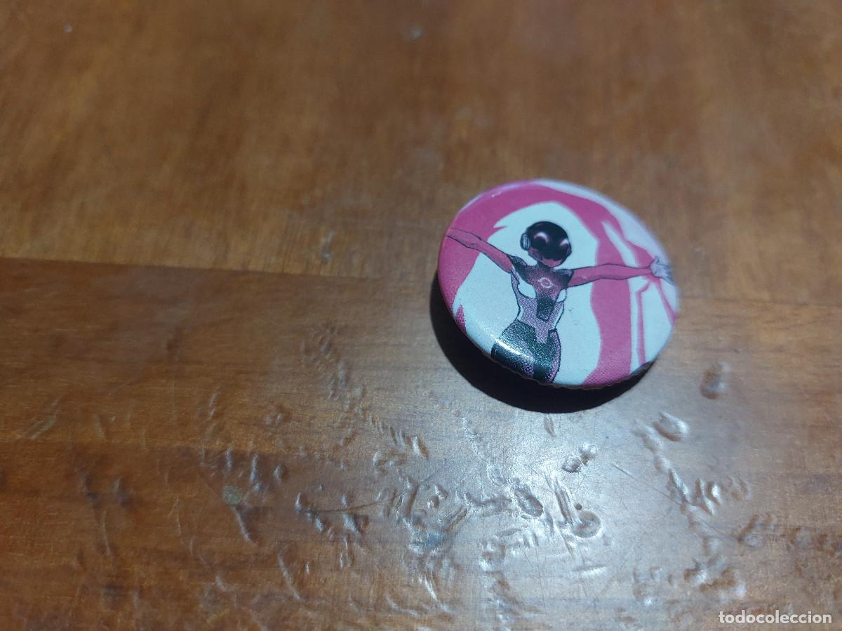 Sammlung von Pins: RADIANT PINK. COMIC. CHAPA PIN. 0,31 MM MET&Aacute;LICA POR DETR&Aacute;S. SIN USO. DIFICIL