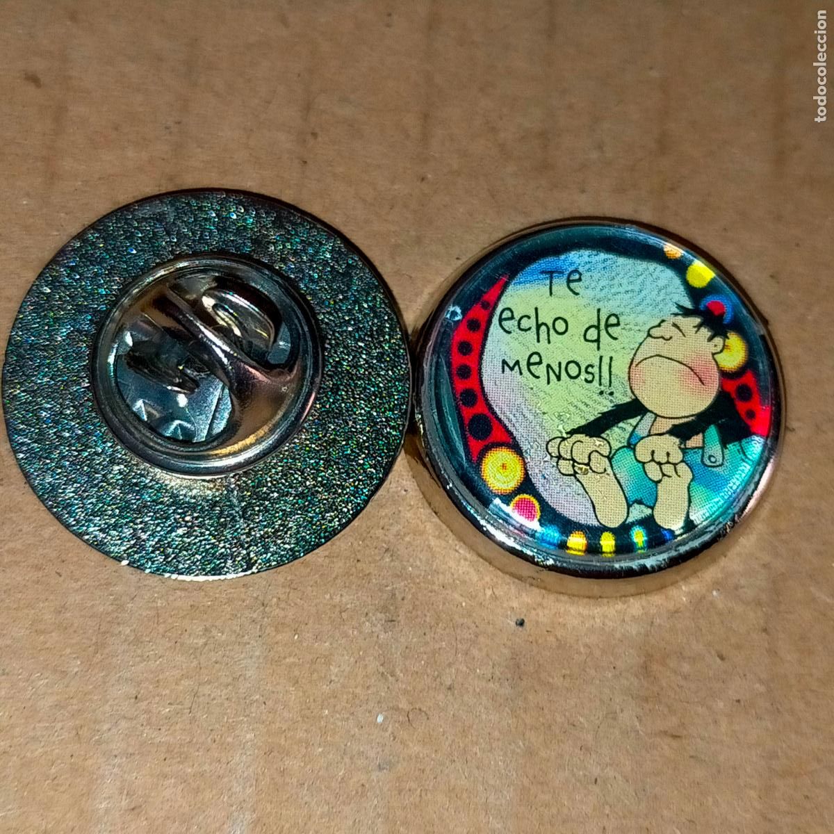 Pin's de collection: PIN REDONDO METAL - frases del dia - VER MUCHAS DIFIERENTES,