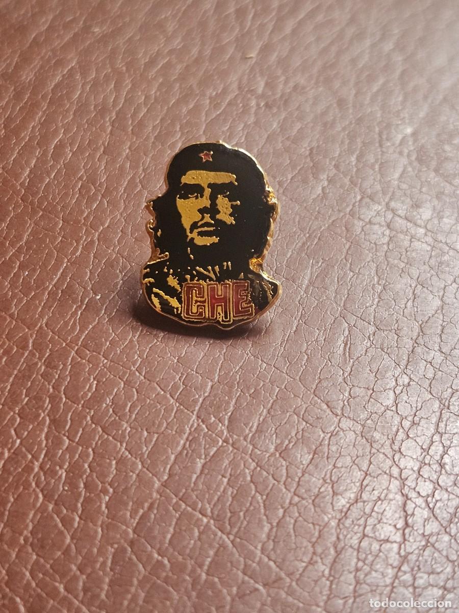 Pins de colecci&oacute;n: Pin - CHE GUEVARA - CHE - gorra con estrella roja - negro, rojo y dorado