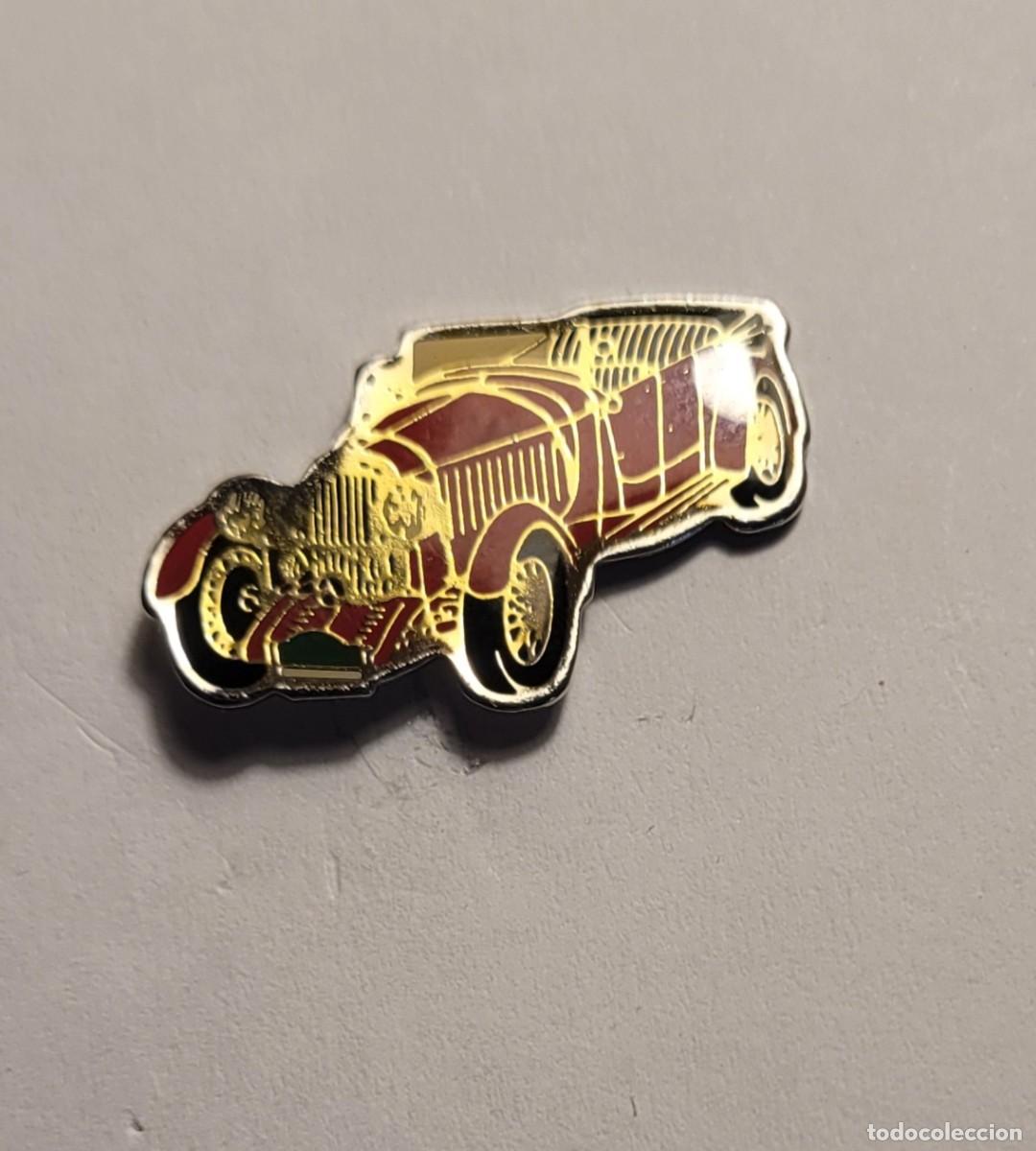 Pins de colecci&oacute;n: Pin coche clasico Bugatti cabrio - Foto 1