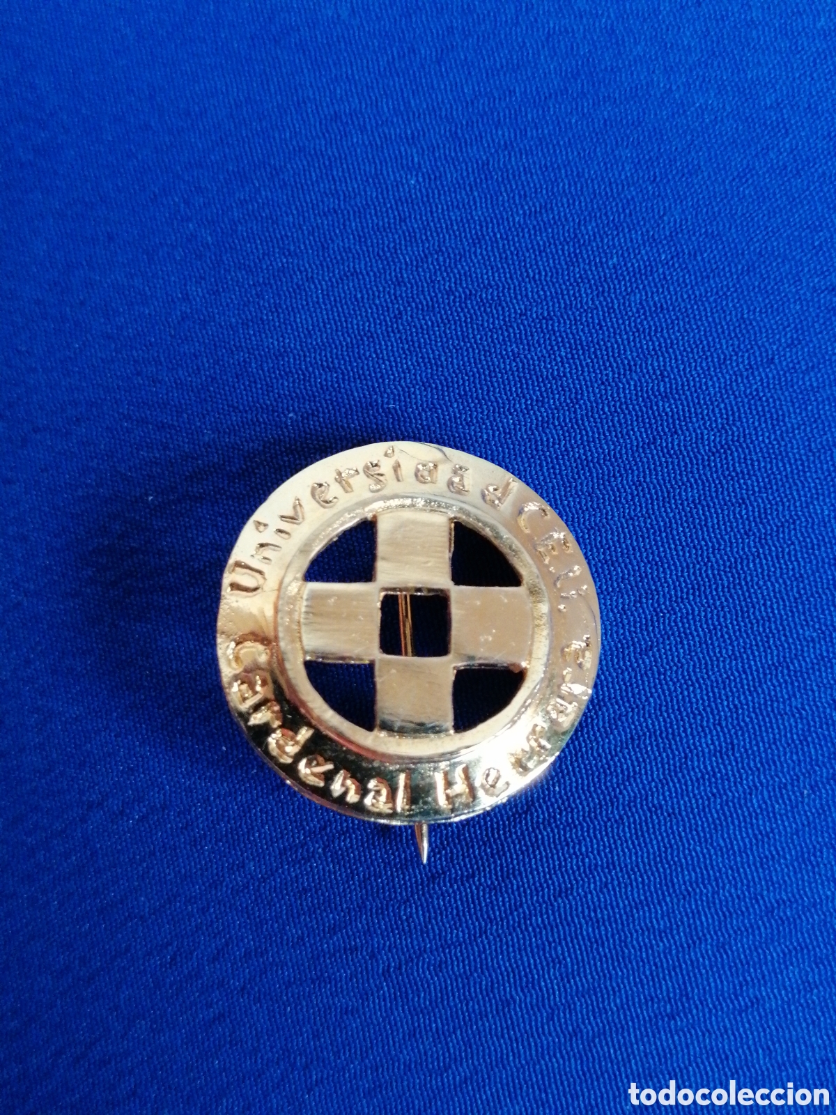 Pins de colecci&oacute;n: UNIVERSIDAD CEU CARDENAL HERRERA INSIGNIA DE ALFILER