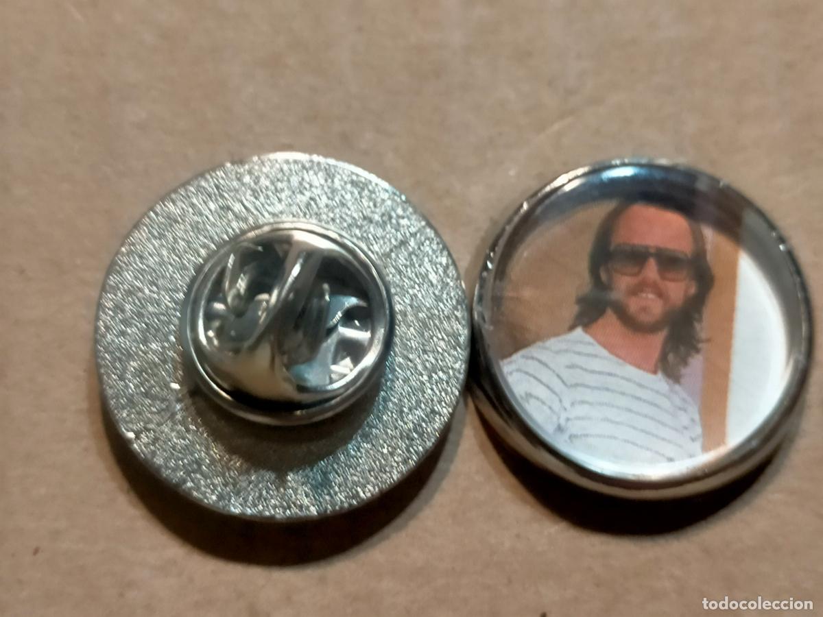 Sammlung von Pins: PIN REDONDO METAL - musica cantante rock componente grupo kansas