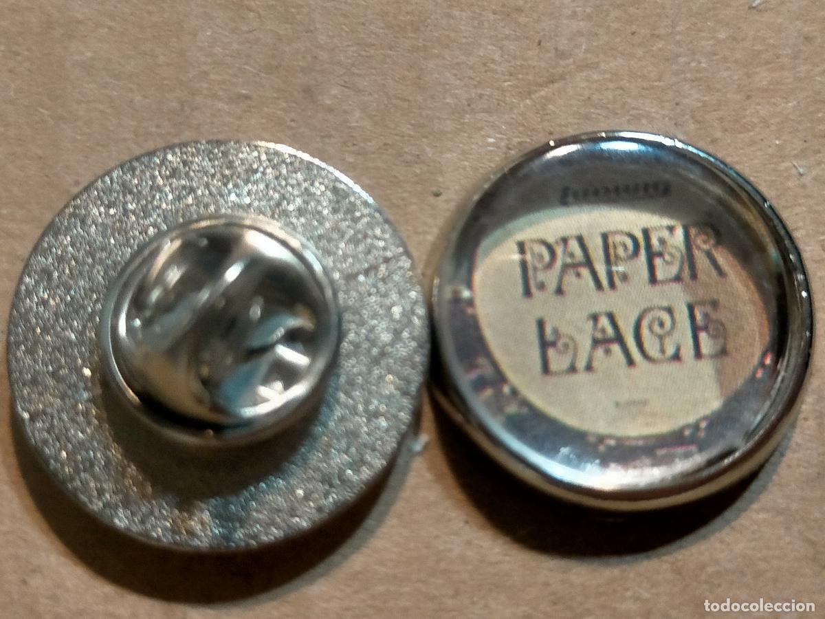 Sammlung von Pins: PIN REDONDO METAL - musica cantante rock componente grupo paper lace