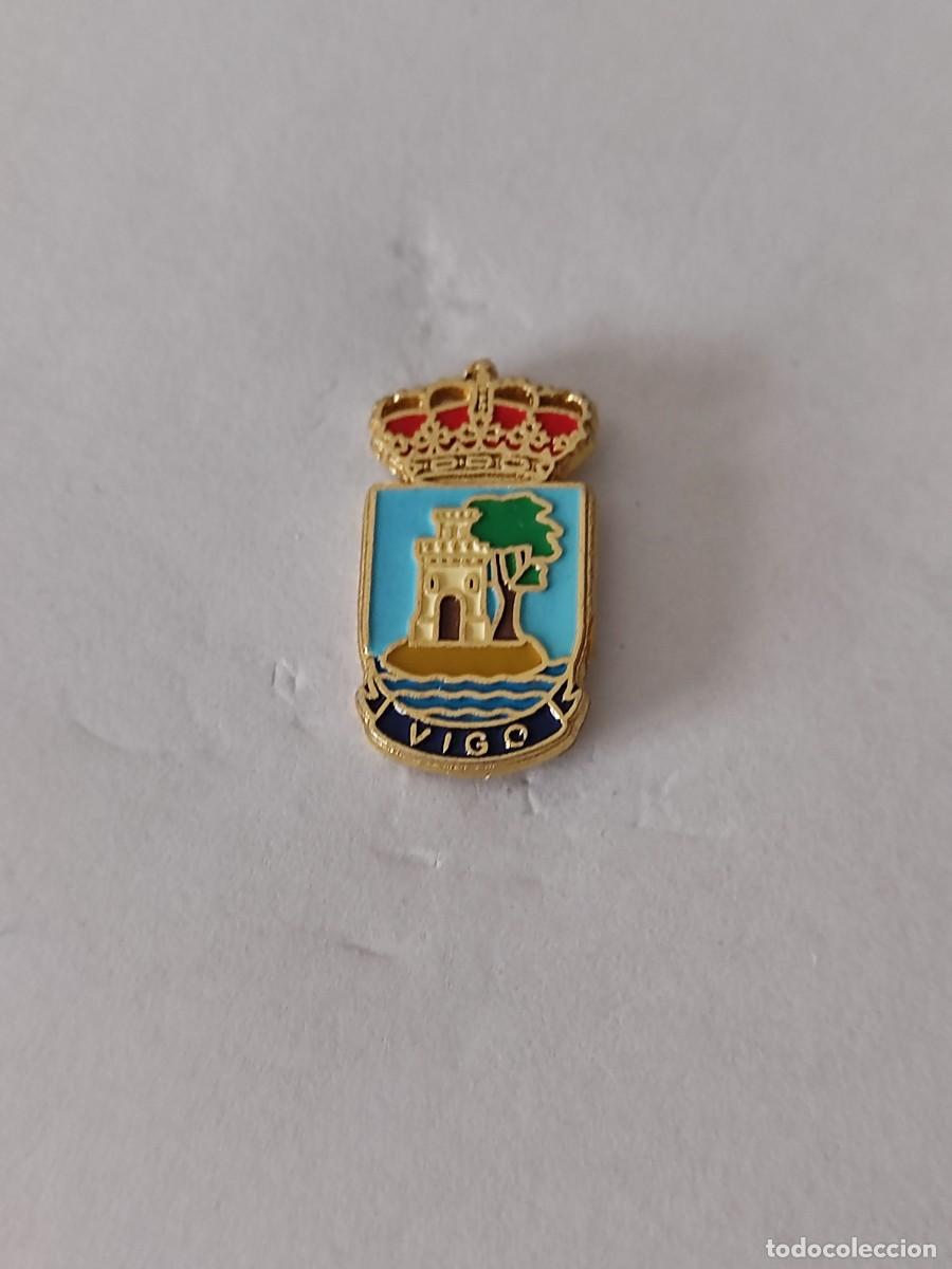 Pins de colecci&oacute;n: PIN HERALDICO - ESCUDO DE VIGO