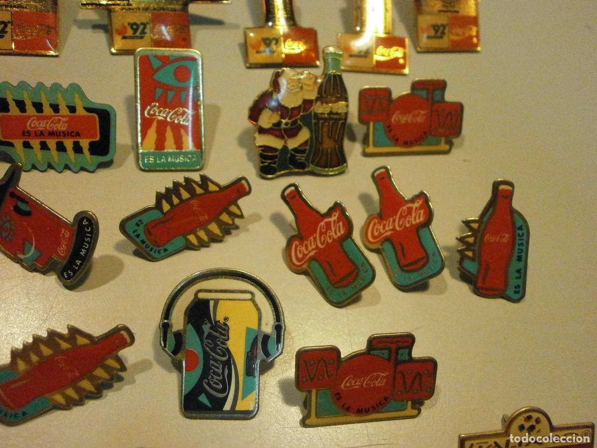 Pins de colecci&oacute;n: lote de 75 pins cocacola - Foto 5