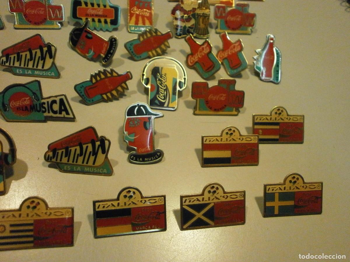 Pins de colecci&oacute;n: lote de 75 pins cocacola - Foto 10