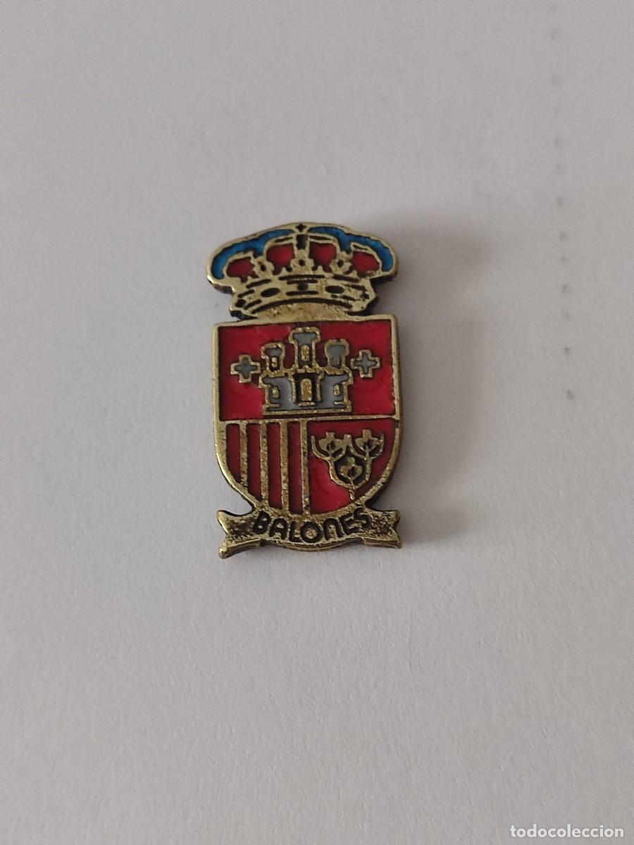 Pins de colecci&oacute;n: PIN ESCUDO HERALDICO DE BALONES (ALICANTE)