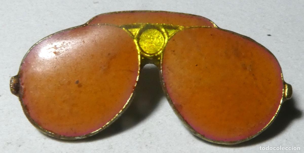Collection pins: Pin de unas gafas . -