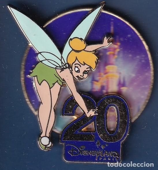 Pins de colecci&oacute;n: PIN DE DISNEY CAMPANILLA 20 A&Ntilde;OS DE DISNEYLAND (WALT DISNEY WORLD) TAMA&Ntilde;O 4,7cm x 4,3cm