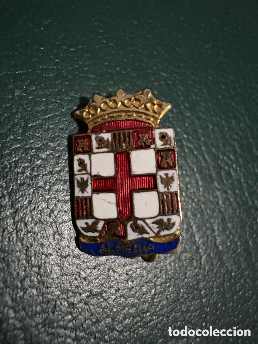 Pins de colecci&oacute;n: Insignia esmalte Almer&iacute;a (A1) - Foto 1