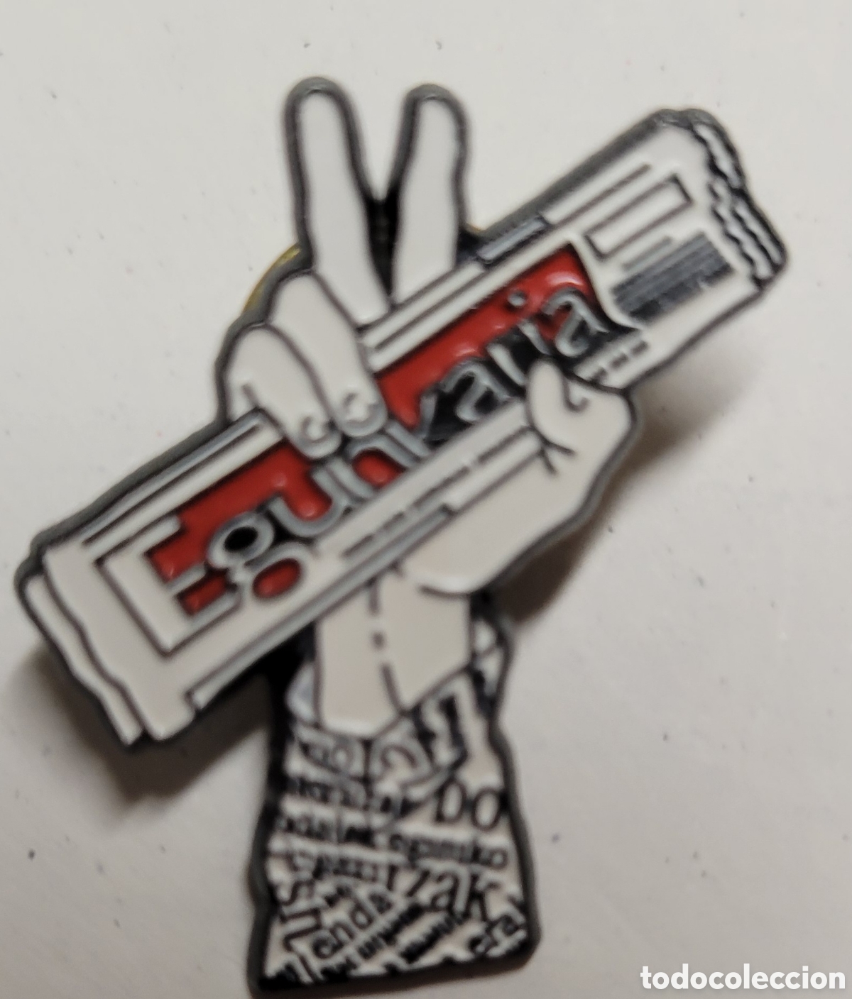 Pins de colecci&oacute;n: Pin Egunkaria euskal herria - Foto 1