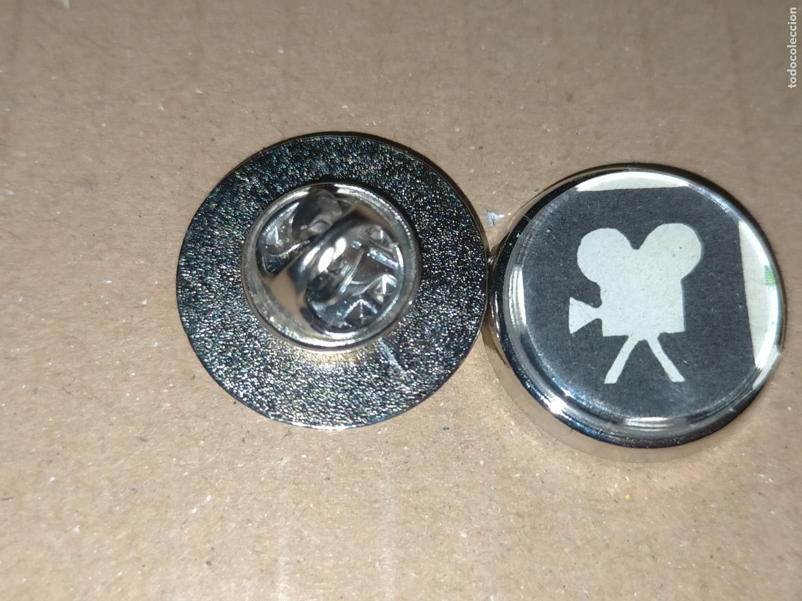 Sammlung von Pins: PIN REDONDO METAL - historia del cine y televisi&oacute;n logo