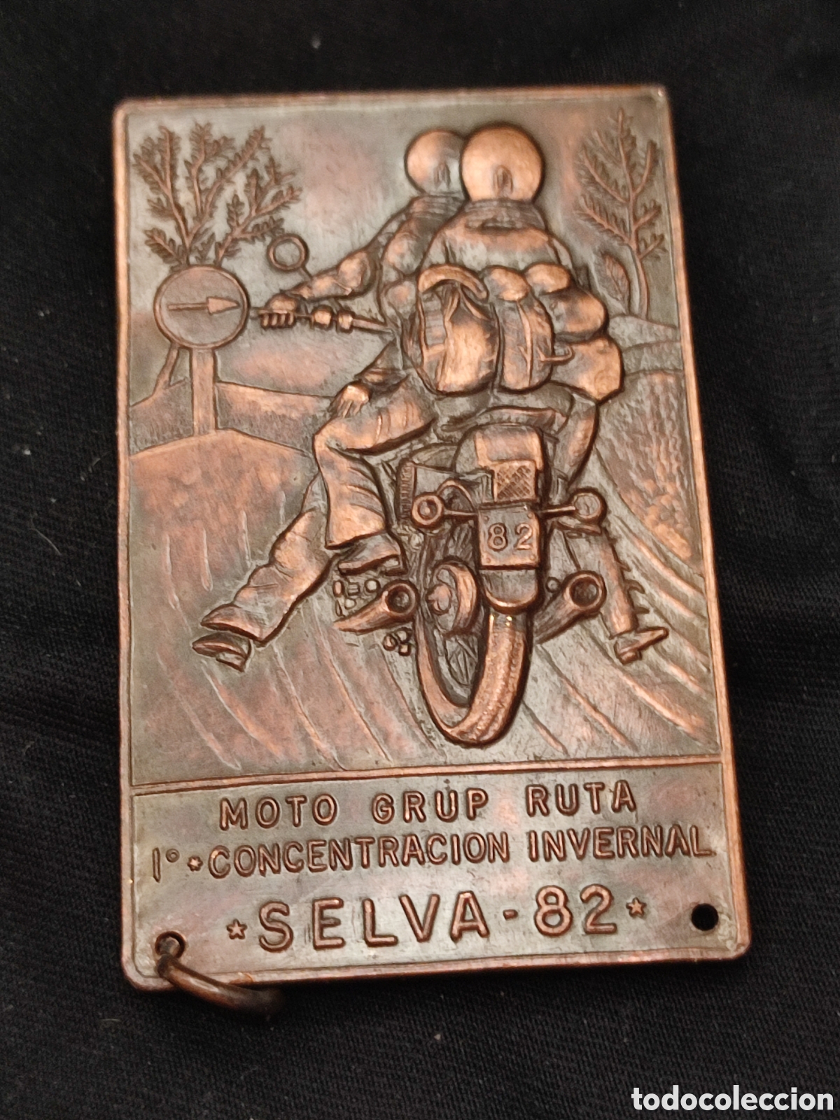 Pins de colecci&oacute;n: Chapa de concentraci&oacute;n de moto grup ruta 1&deg;concentraci&oacute;n Selva 1982