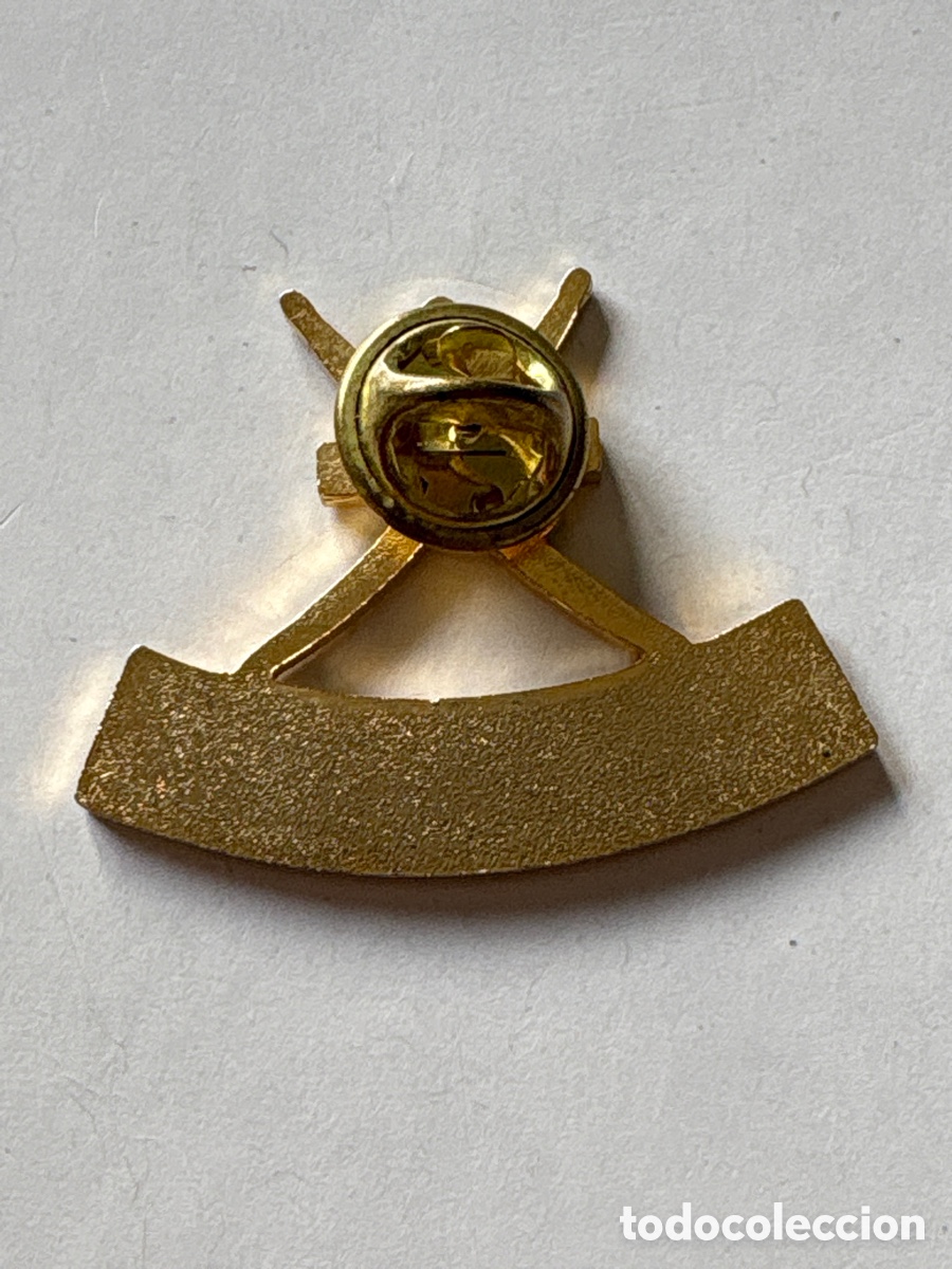 Pins de colecci&oacute;n: Raro pin sultanato de Om&aacute;n (A2) - Foto 2