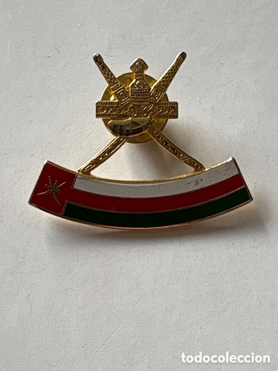 Pins de colecci&oacute;n: Raro pin sultanato de Om&aacute;n (A2) - Foto 1