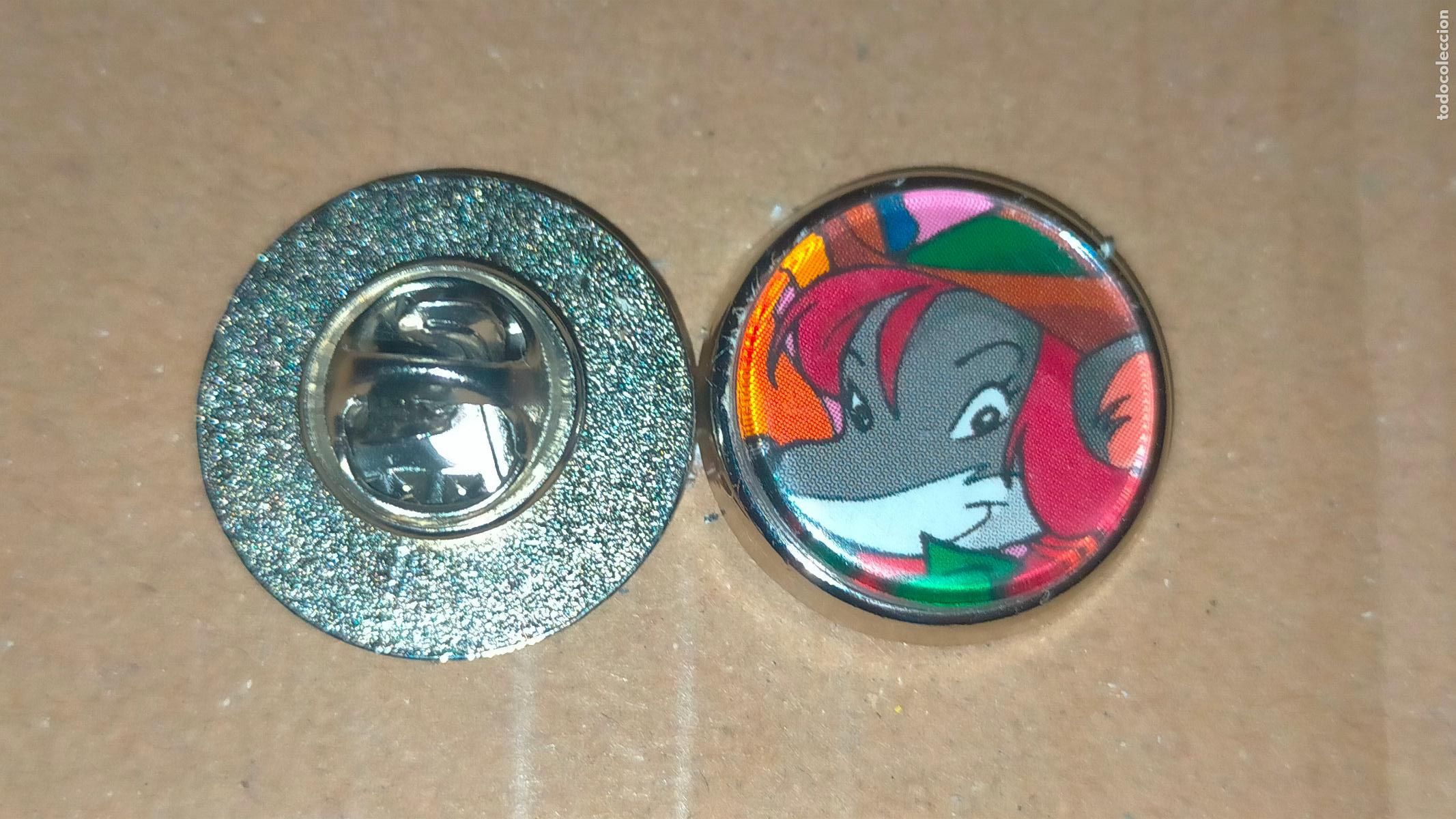 Collection pins: pin redondo metal - infantil dibujos animados c&oacute;mics Tea Stilton