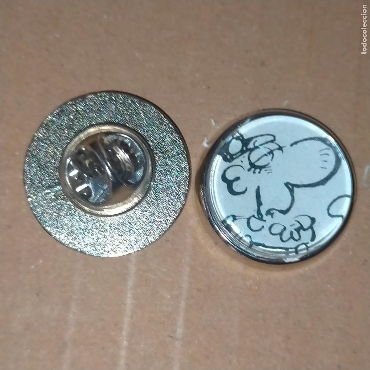Pin's de collection: PIN REDONDO METAL - c&oacute;mic historia de la puta mili