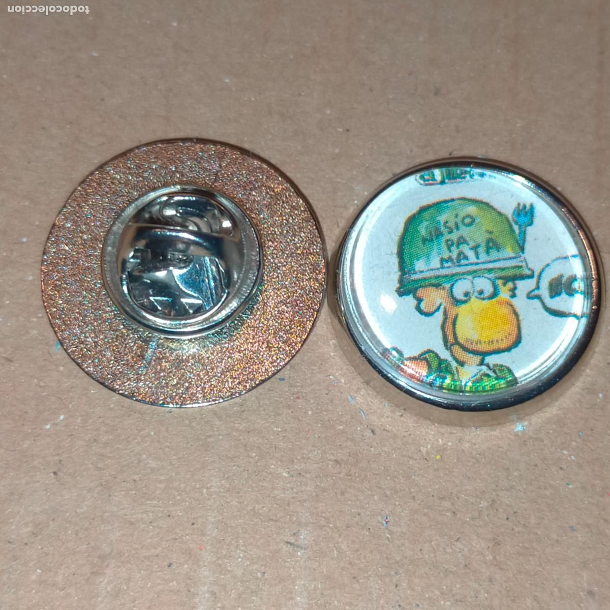 Pin's de collection: PIN REDONDO METAL - c&oacute;mic historias de la puta mili