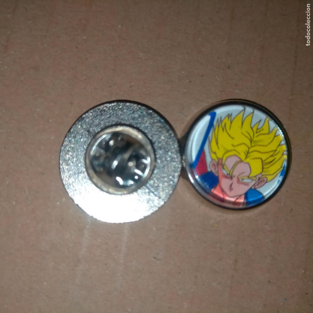 Pin's de collection: PIN REDONDO METAL - c&oacute;mic DIBUJOS ANIMADOS MANGA BOLA DE DRAGON Z DRAGON BALL