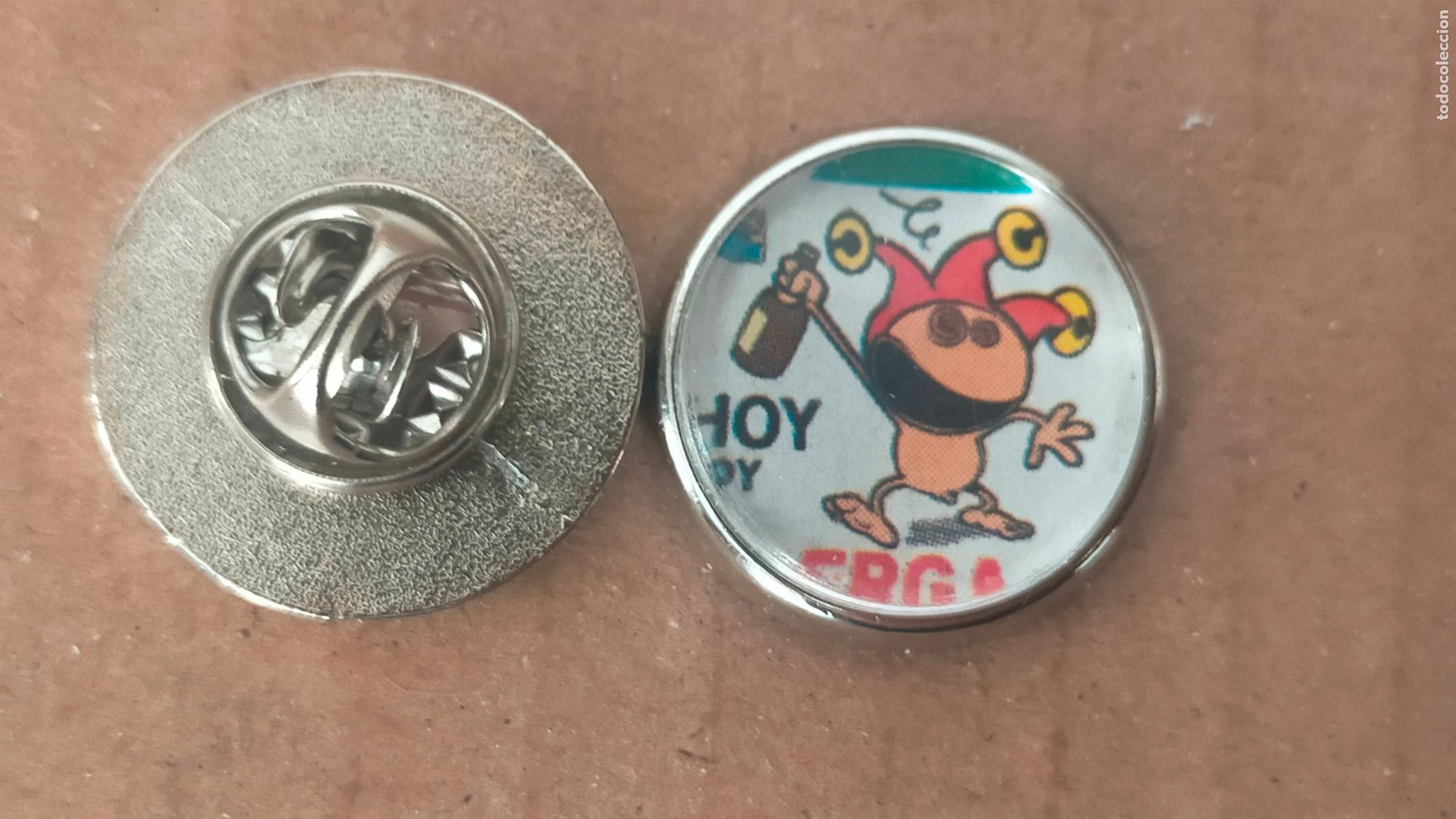 Pin's de collection: PIN REDONDO METAL - comic buf&oacute;n de la revista de humor el jueves mascota