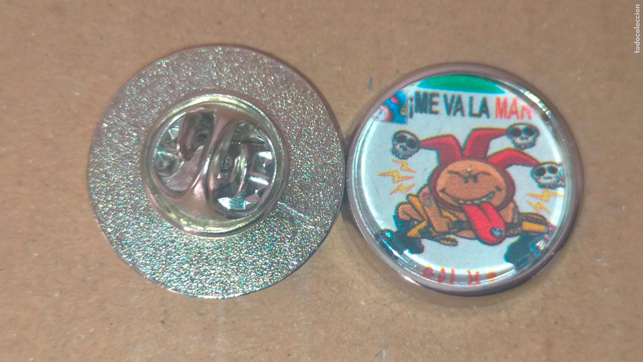 Pin's de collection: PIN REDONDO METAL - comic buf&oacute;n de la revista de humor el jueves mascota