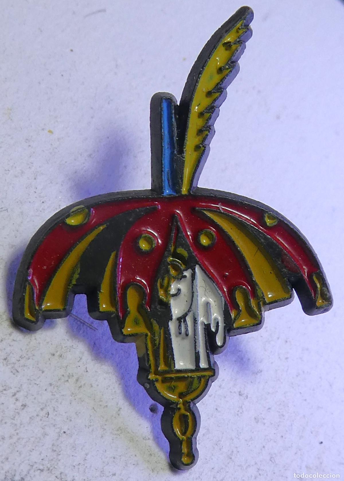 Pin's de collection: pin Misterio de Elche , de pincho
